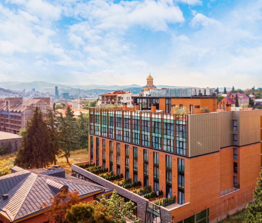 Ramada By Wyndham Tbilisi Old City Exterior photo