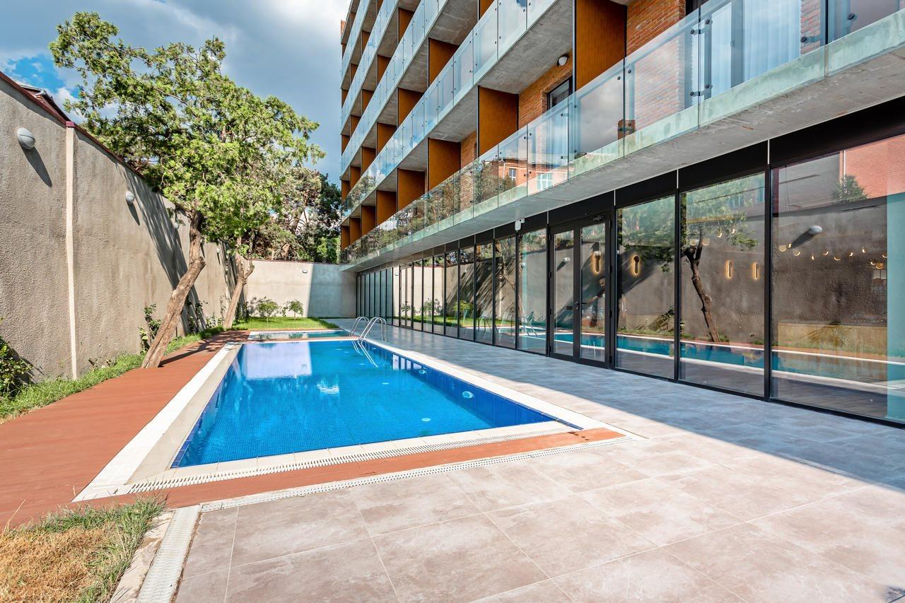 Ramada By Wyndham Tbilisi Old City Exterior photo
