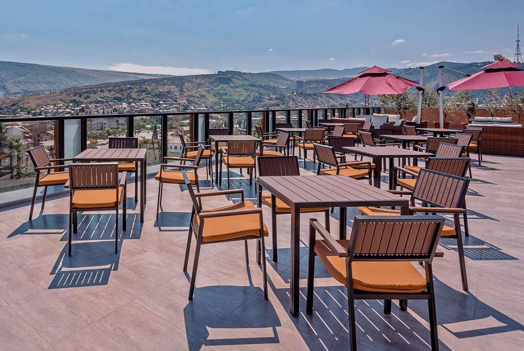 Ramada By Wyndham Tbilisi Old City Exterior photo